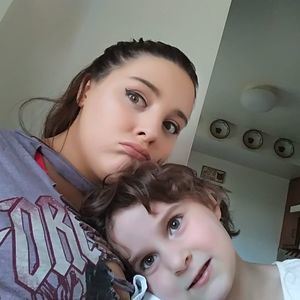 Meet your Posher, Alexes